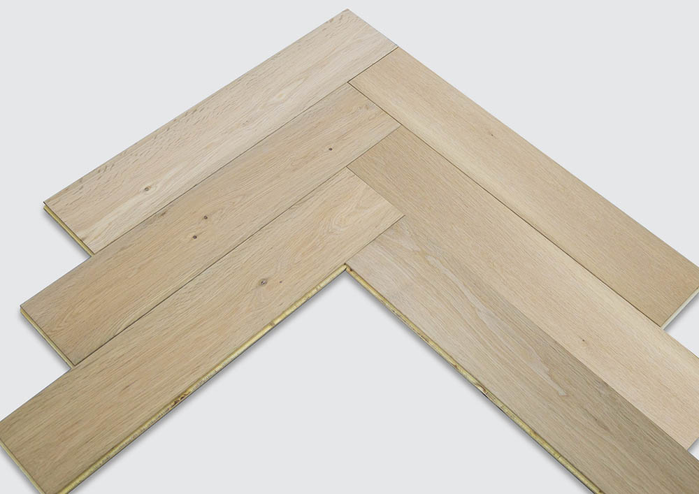 Engineered Wood Flooring – Oak – HerringBone Unfinished